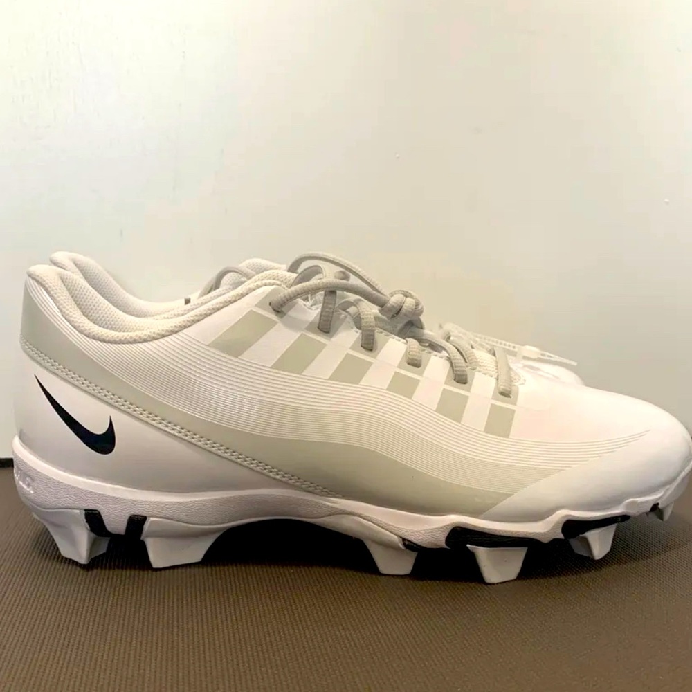 Mens Nike Vapor Edge Shark TD Football Cleats Size 11.5WHITE